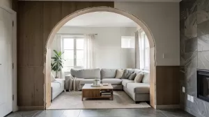 Czym wykończyć łuk w salonie